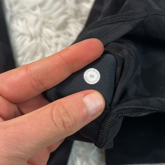Lululemon Invigorate High-Rise Tight 25" Incognito Camo Multi Grey - Picture 6 of 7